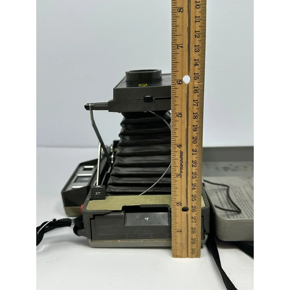 Polaroid 420 Automatic‎ Land Camera Vintage Folding Bellows Instant Film Camera